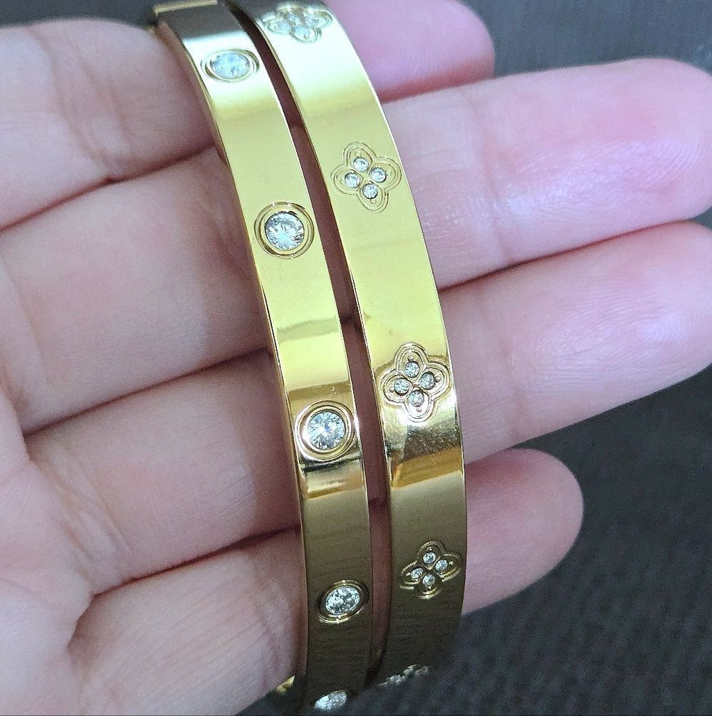 Set of Two✌️ Hinged Bangle Bracelets with Bezel Set Cubic Zirconias - NWOT - Picture 13 of 15